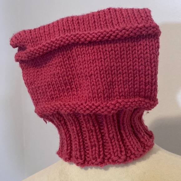 Pink Hand-Knit Kitty Hat - Picture 11 of 11